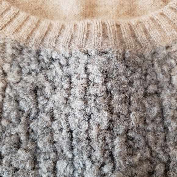 *Christopher Fischer Gray and Tan Cashmere Blend Sweater Women's Size Large - Picture 5 of 9